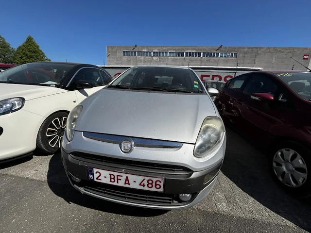 Fiat punto, 2011 - afbeelding 12 van  30