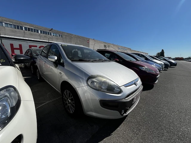 Fiat punto, 2011 - afbeelding 23 van  30