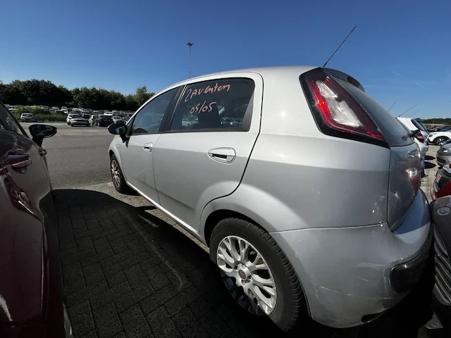 Fiat punto, 2011 - afbeelding 26 van  30