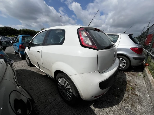 Fiat punto, 2011 - afbeelding 31 van  35