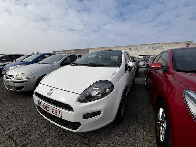 Fiat punto, 2012 - afbeelding 1 van  34