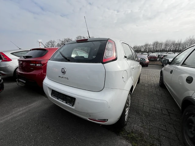 Fiat punto, 2012 - afbeelding 29 van  34