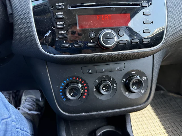 Fiat punto, 2013 - afbeelding 2 van  26