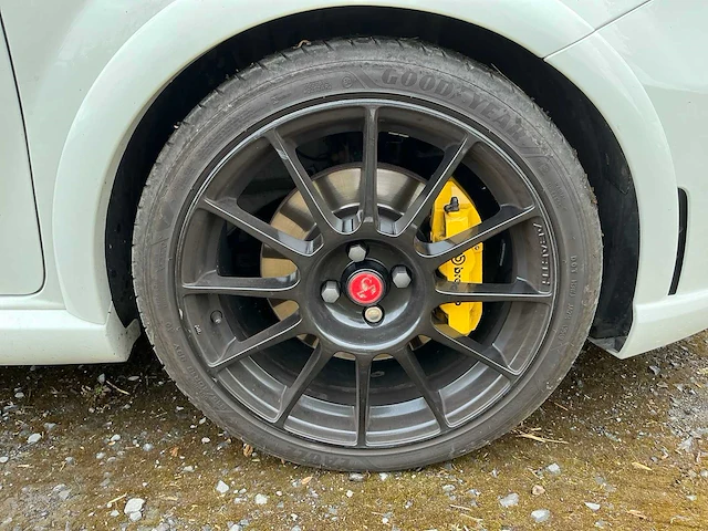 Fiat punto abarth - 2013 - afbeelding 16 van  25