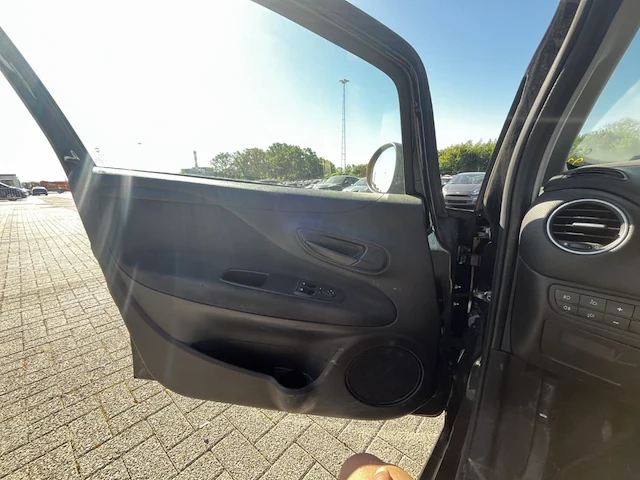 Fiat punto punto 1.2i young 69, 2015 - afbeelding 7 van  37