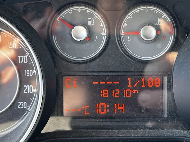 Fiat punto punto 1.2i young 69, 2015 - afbeelding 35 van  37