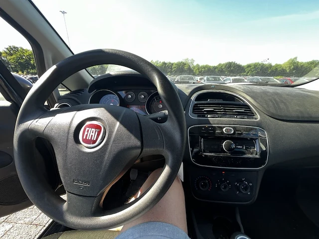Fiat punto punto 1.2i young 69, 2015 - afbeelding 36 van  37