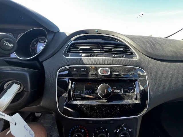 Fiat punto punto 1.2i young 69, 2015 - afbeelding 37 van  37