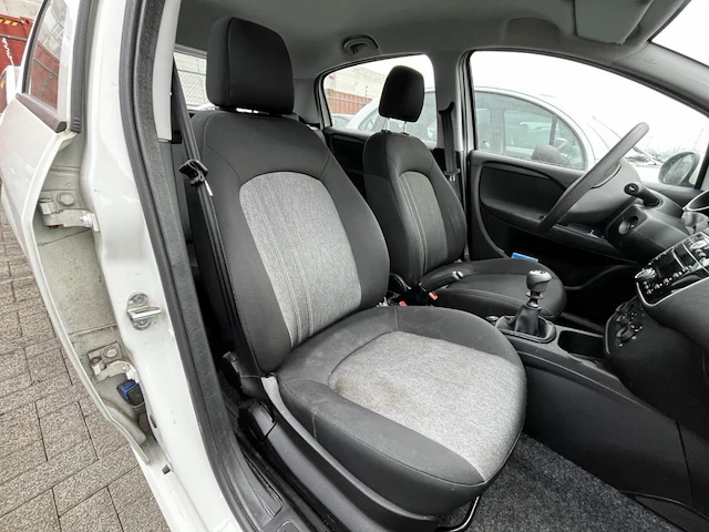 Fiat punto street, 2016 - afbeelding 11 van  23