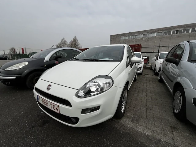Fiat punto street, 2016 - afbeelding 1 van  23