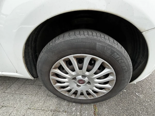 Fiat punto street, 2016 - afbeelding 14 van  23