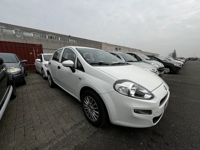 Fiat punto street, 2016 - afbeelding 17 van  23