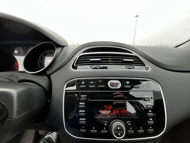 Fiat punto street, 2016 - afbeelding 22 van  23