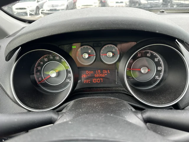 Fiat punto street, 2016 - afbeelding 14 van  17