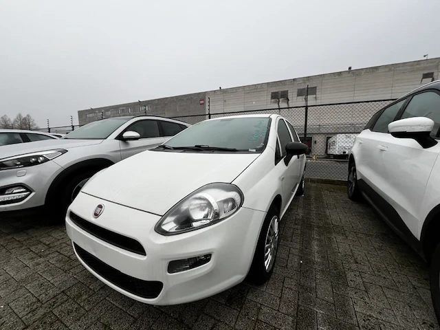 Fiat punto street 77,2018 - afbeelding 1 van  26
