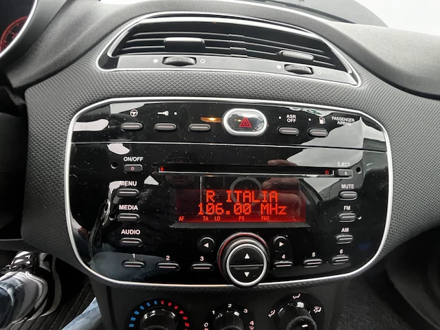 Fiat punto street 77,2018 - afbeelding 26 van  26