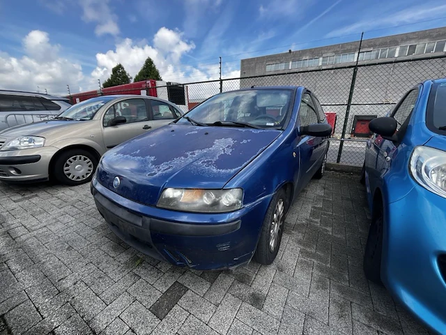 Fiat punto,2002 - afbeelding 1 van  37