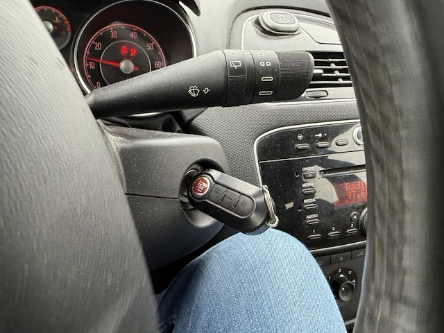 Fiat punto,2012 - afbeelding 5 van  31