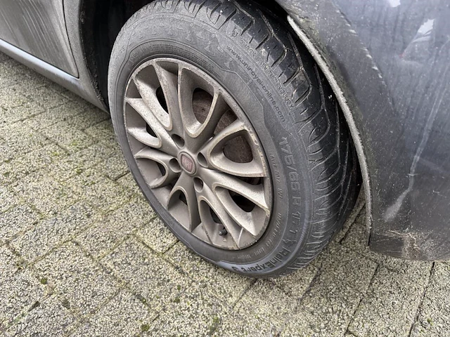 Fiat punto,2012 - afbeelding 14 van  31