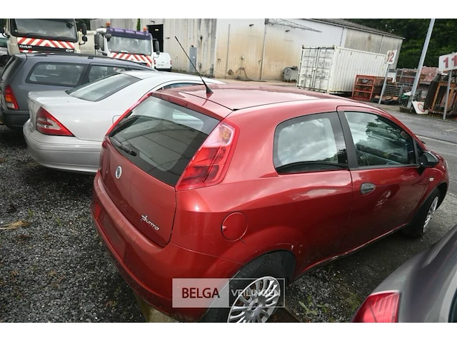 Fiat punto - afbeelding 4 van  8