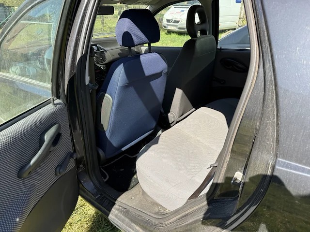 Fiat punto - afbeelding 15 van  32
