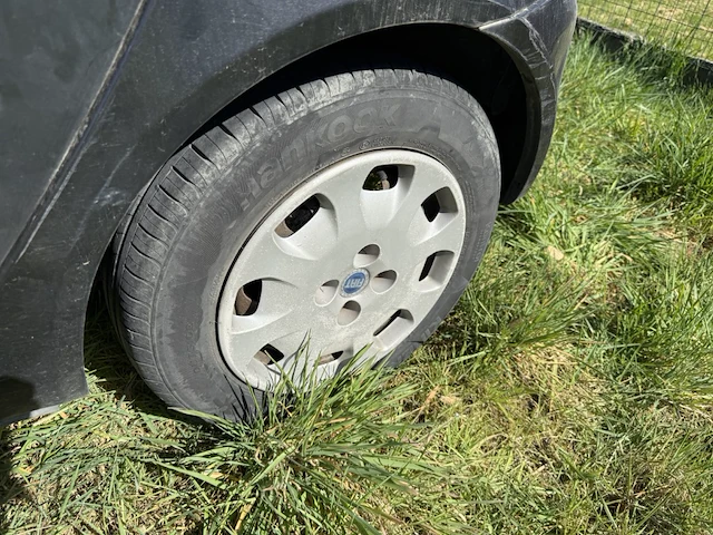 Fiat punto - afbeelding 24 van  32