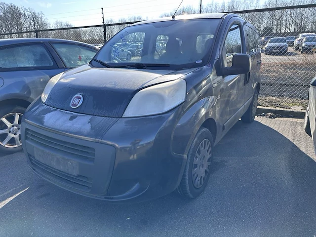 Fiat qubo 1.4i easy 73, 2013 - afbeelding 1 van  10