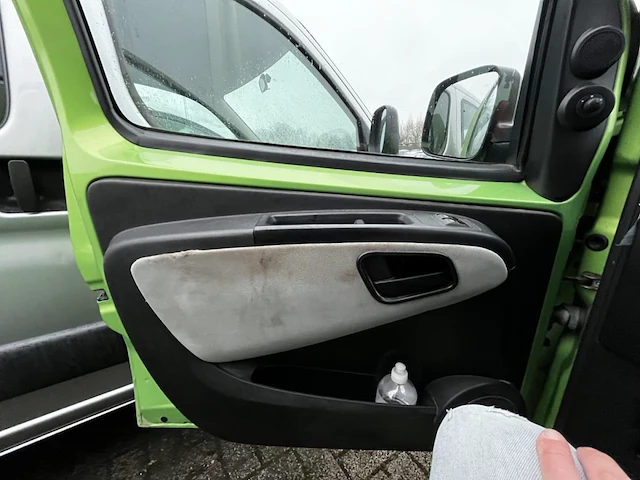 Fiat qubo,2010 - afbeelding 10 van  28