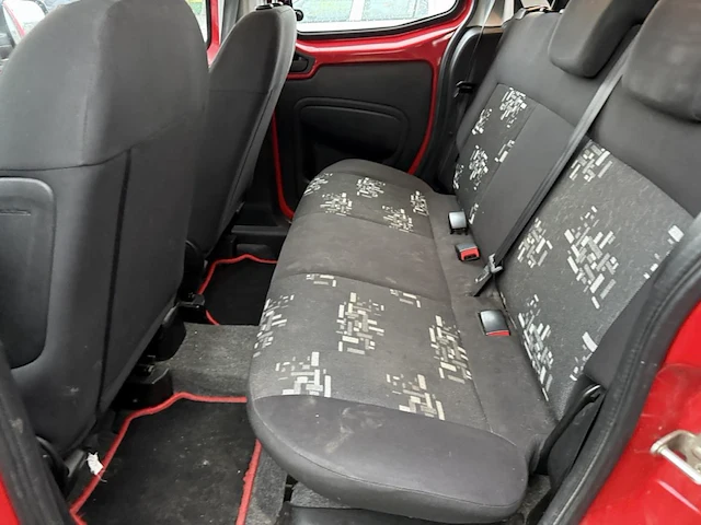Fiat qubo,2012 - afbeelding 10 van  32