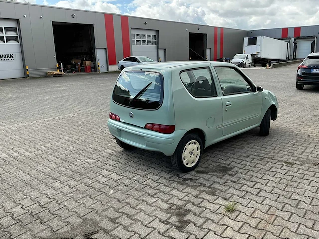 Fiat seicento personenauto - afbeelding 39 van  43