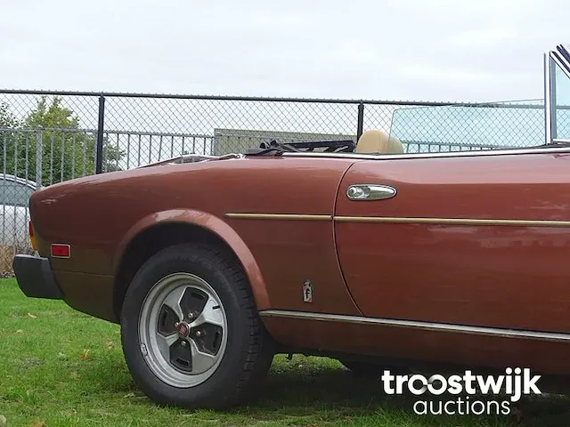 Fiat spider 2000 - afbeelding 15 van  50