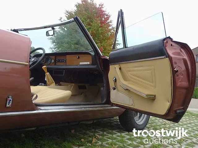 Fiat spider 2000 - afbeelding 18 van  50