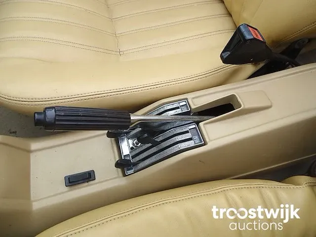 Fiat spider 2000 - afbeelding 32 van  50