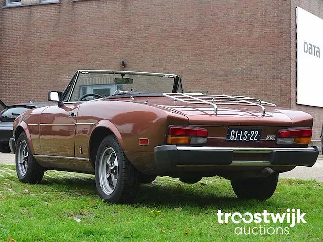 Fiat spider 2000 - afbeelding 3 van  50