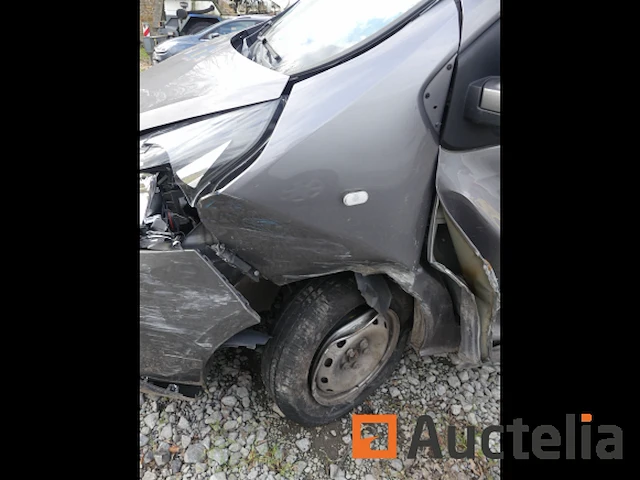 Fiat talento crashte bestelwagen - afbeelding 22 van  31