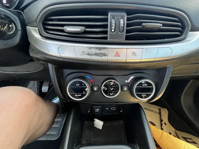 Fiat tipo hatchback city 95 navi, 2019 - afbeelding 2 van  25