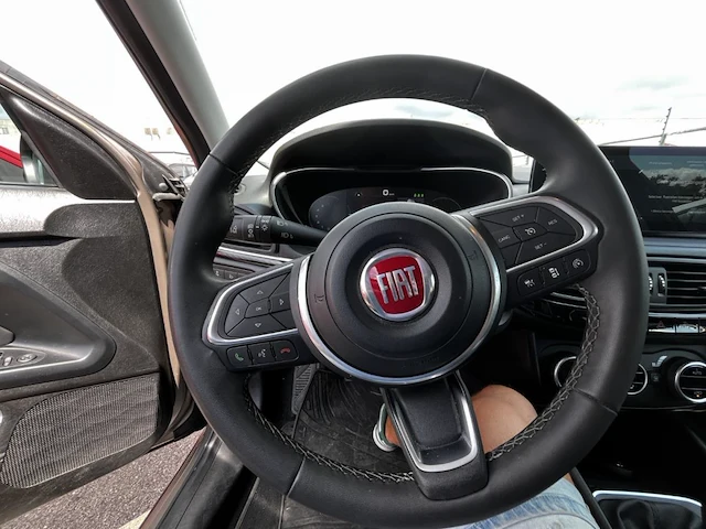 Fiat tipo hatchback cross t firefly cross 101, 2021 - afbeelding 4 van  29