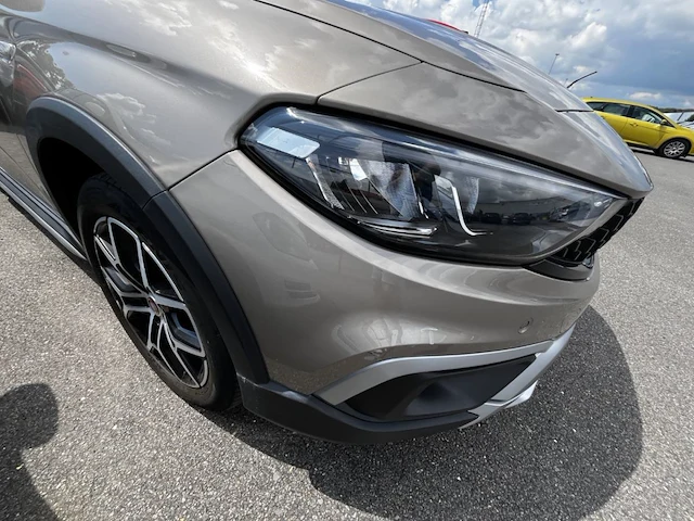 Fiat tipo hatchback cross t firefly cross 101, 2021 - afbeelding 17 van  29