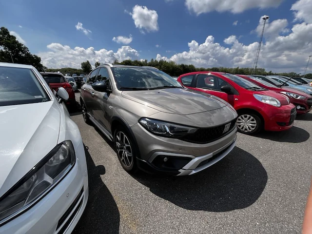 Fiat tipo hatchback cross t firefly cross 101, 2021 - afbeelding 23 van  29