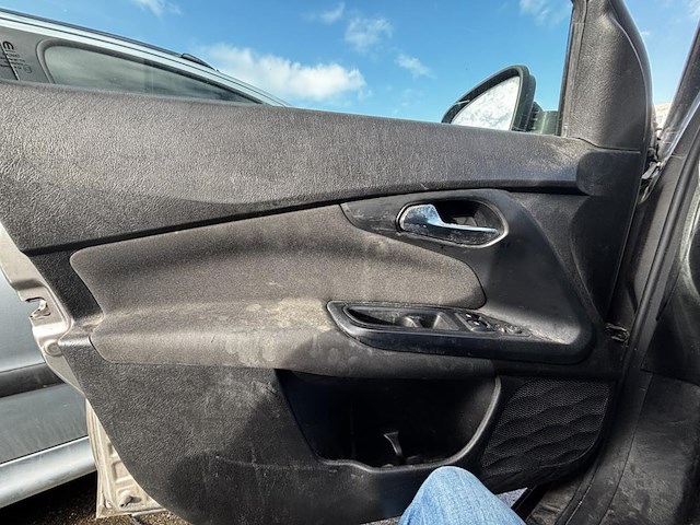 Fiat tipo hatchback pop,2017 - afbeelding 10 van  30