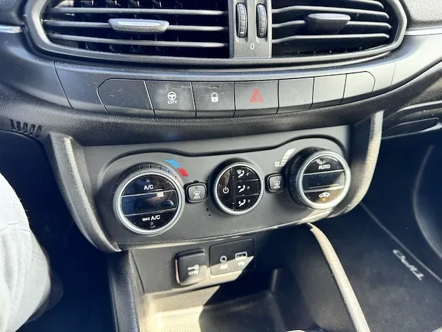 Fiat tipo hatchback.1 95, 2017 - afbeelding 7 van  23