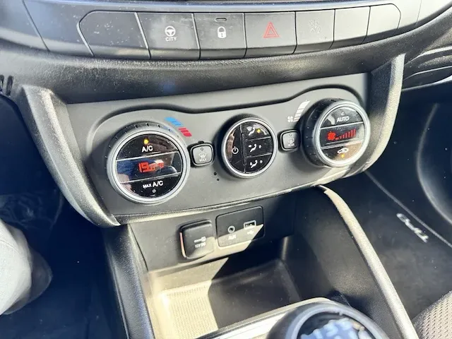 Fiat tipo hatchback.1 95, 2017 - afbeelding 8 van  23