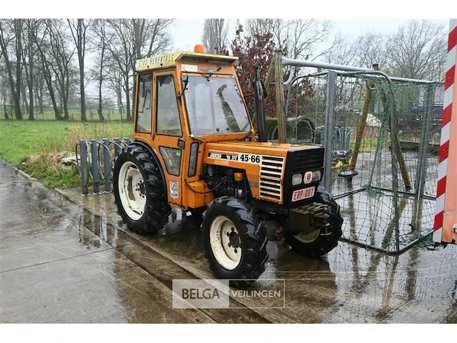 Fiat tractor - afbeelding 1 van  17