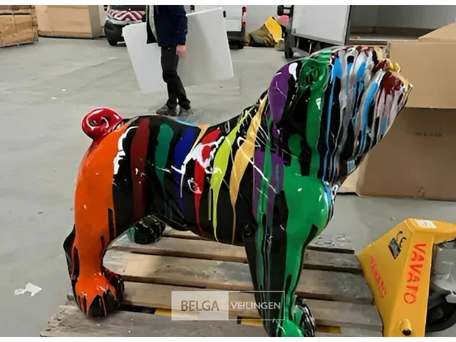Fiberglass zwarte hond - afbeelding 1 van  1