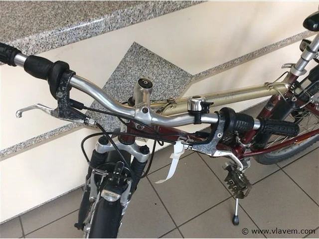 Fiets - afbeelding 2 van  3