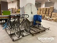 Fietsattractie - afbeelding 1 van  6