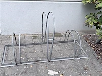 Fietsenrek metaal - 3 fietsen - afbeelding 1 van  5