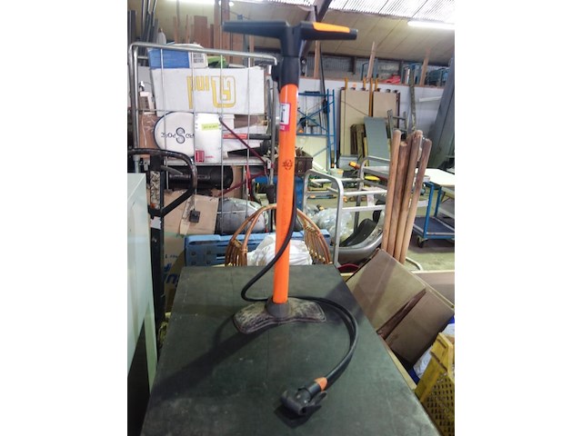 Fietspomp - afbeelding 1 van  2