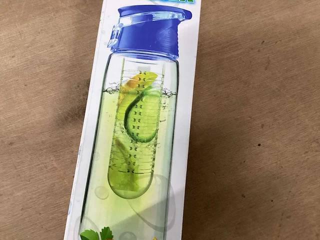 Figuretta drinkfles waterinfuser, 0,7 ltr (189x) - afbeelding 7 van  7