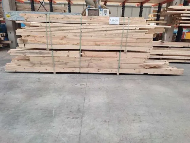 Fijnspar paardenstal 3 paarden 12x6m - afbeelding 22 van  29